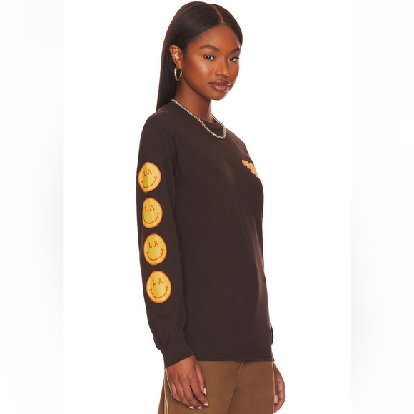 Free & Easy Unisex long sleeve T-shirt brown, size large, brand new / never worn - Picture 6 of 9